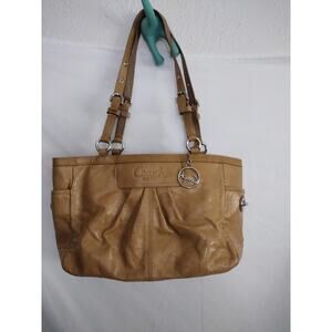 Coach Leather Shoulder Bag Womens Tan Pleated Tote Turnlock Pockets Zip Top